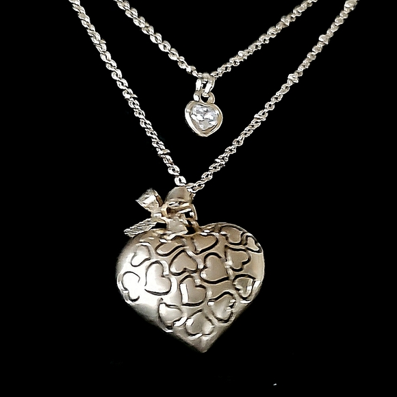Vintage BETSEY JOHNSON Leaping Leopards Collection Layered Heart Necklace. - Picture 9 of 13